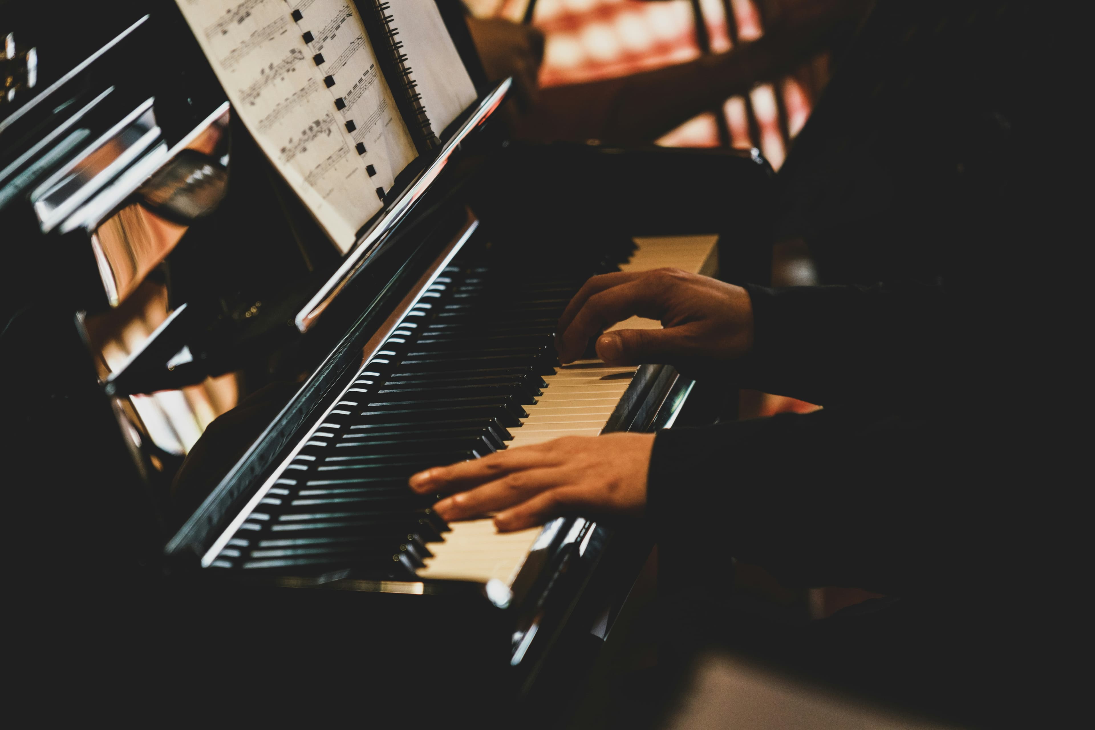 Pianista Henryk Walezy
